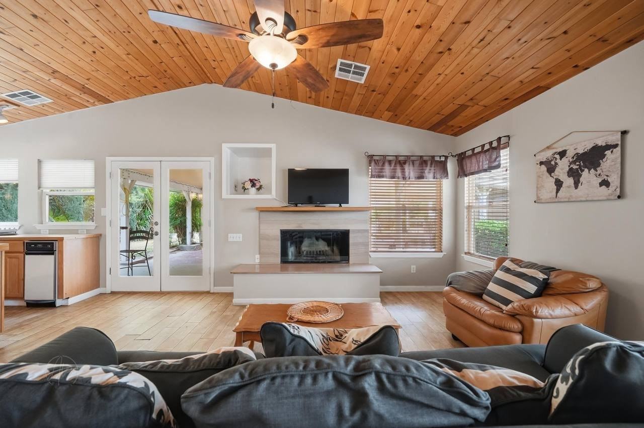 7501 Uplands Of The Kern Dr - Photo 2 of 17