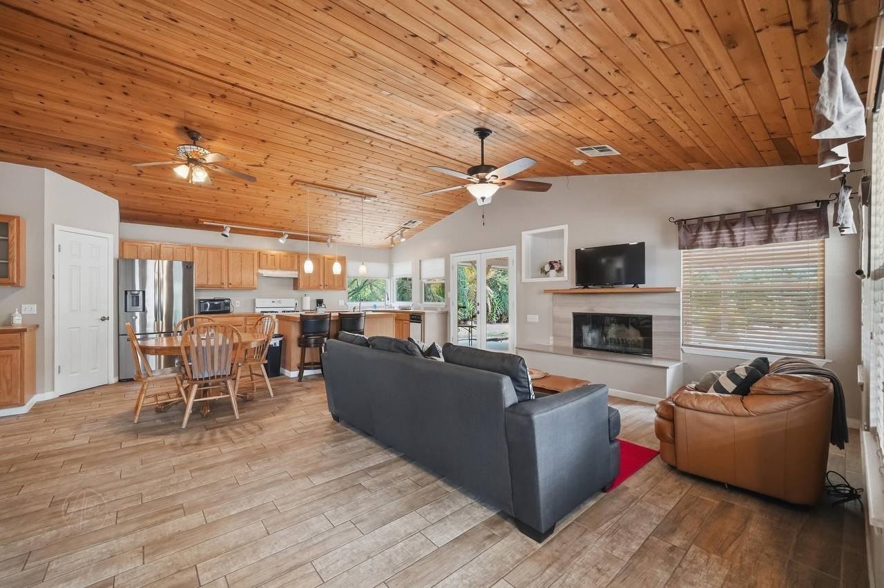 7501 Uplands Of The Kern Dr - Photo 5 of 17