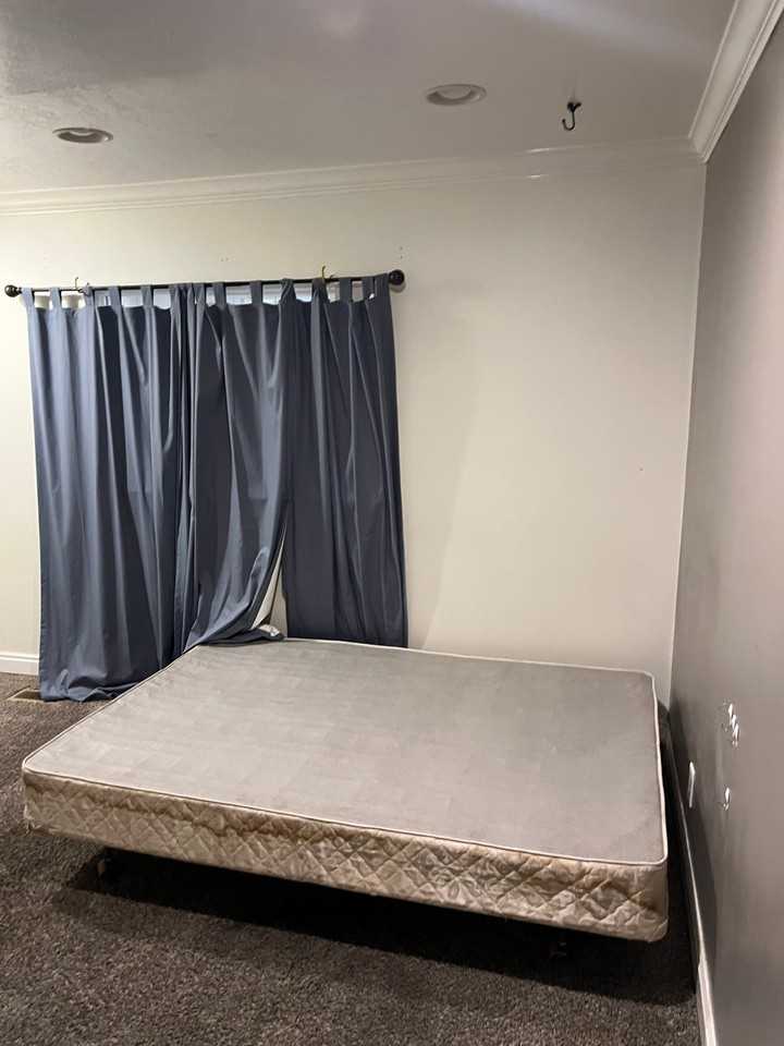 765 E Williams Way - Photo 2 of 12