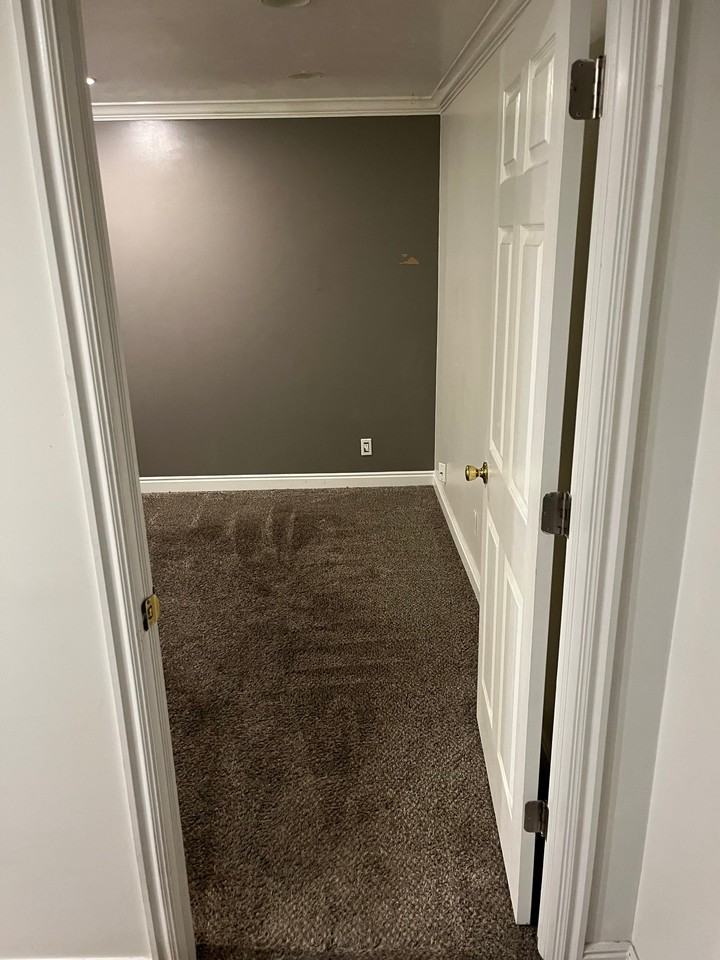 765 E Williams Way - Photo 5 of 12