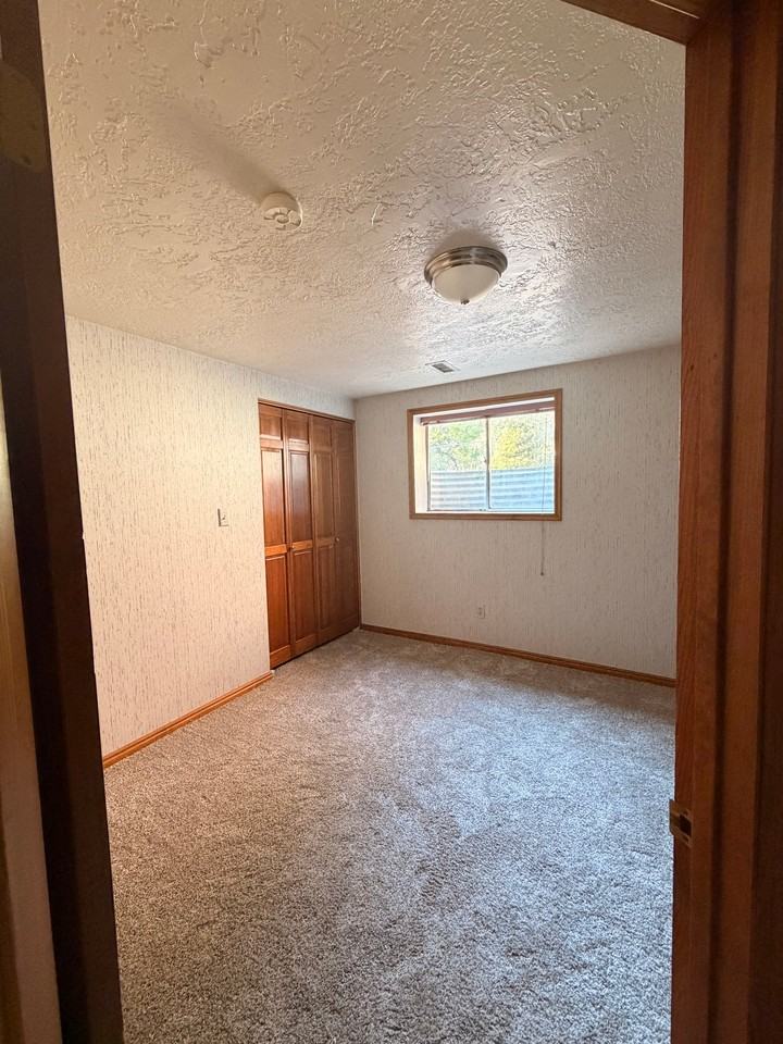 486 S Clover View Dr #1 - Photo 2 of 11