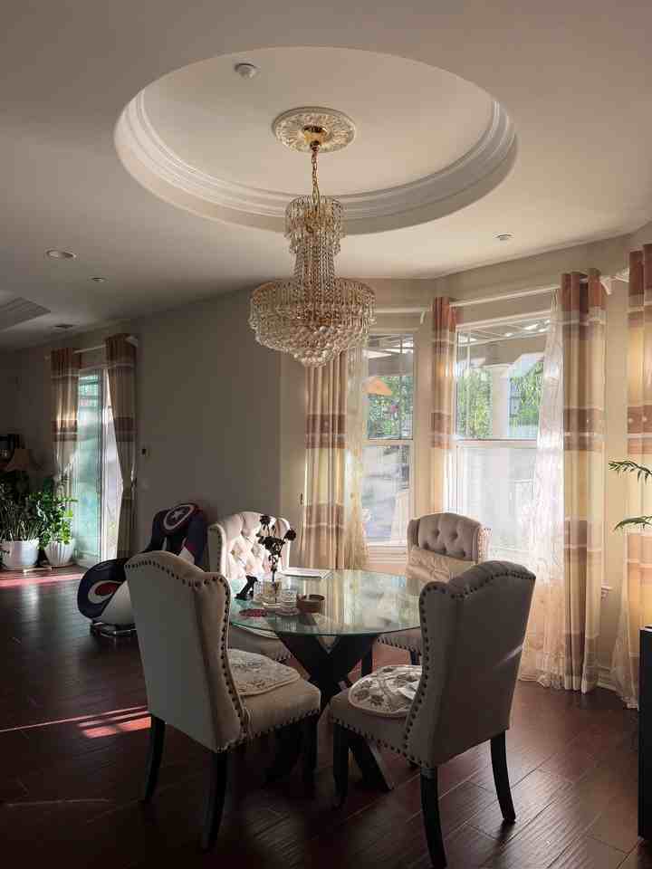 5738 Winchester Ct - Photo 6 of 17