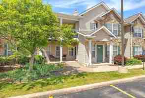 featured image of 14943 Lenox Dr #523