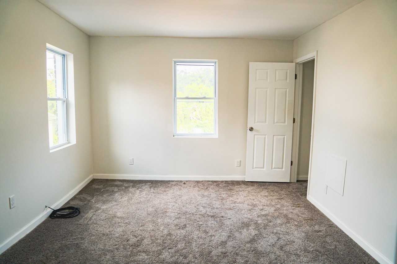2346 Main St #3 - Photo 6 of 9