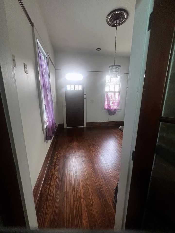 2025 Marais St - Photo 2 of 13