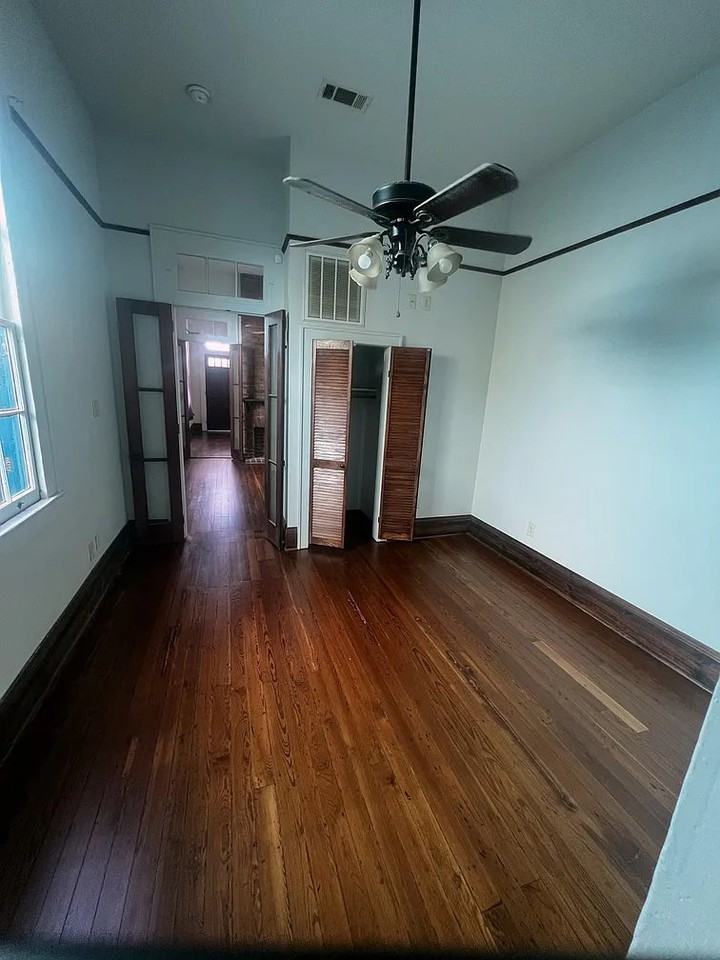 2025 Marais St - Photo 6 of 13