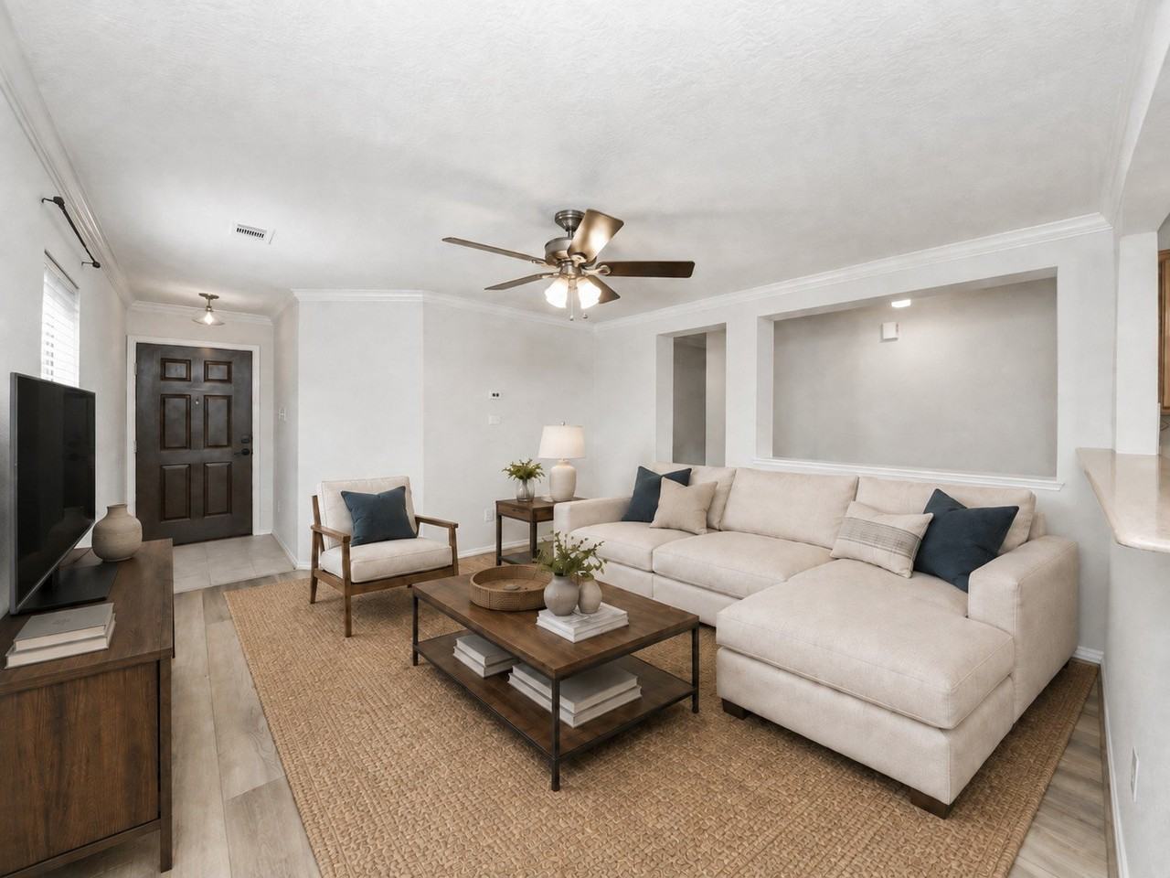 2930 Ribbon Creek Way - Photo 3 of 17