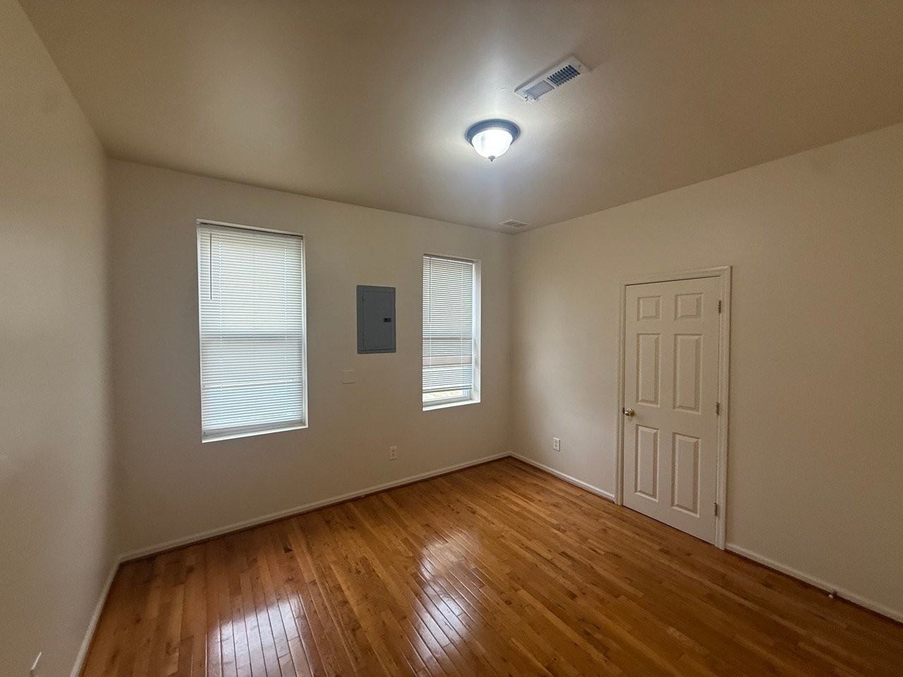 2911 Greenmount Ave #2A - Photo 4 of 6