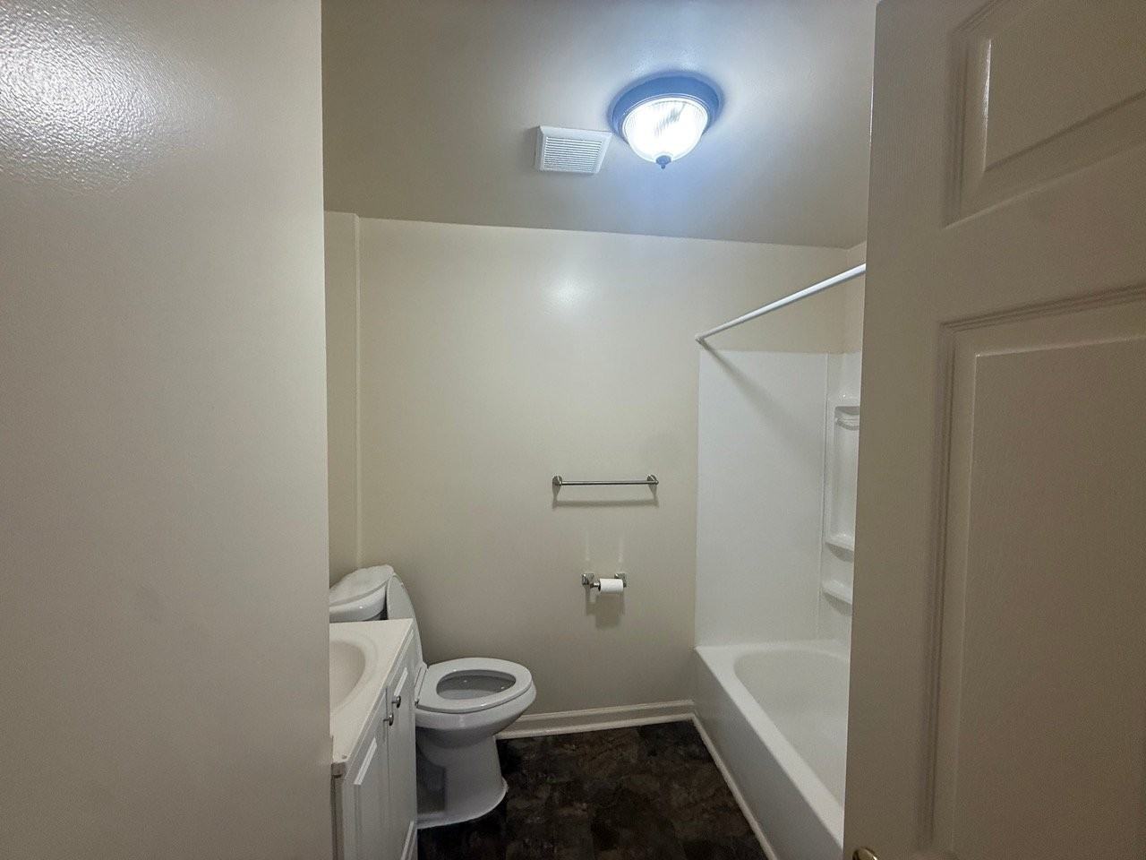 2911 Greenmount Ave #2A - Photo 5 of 6