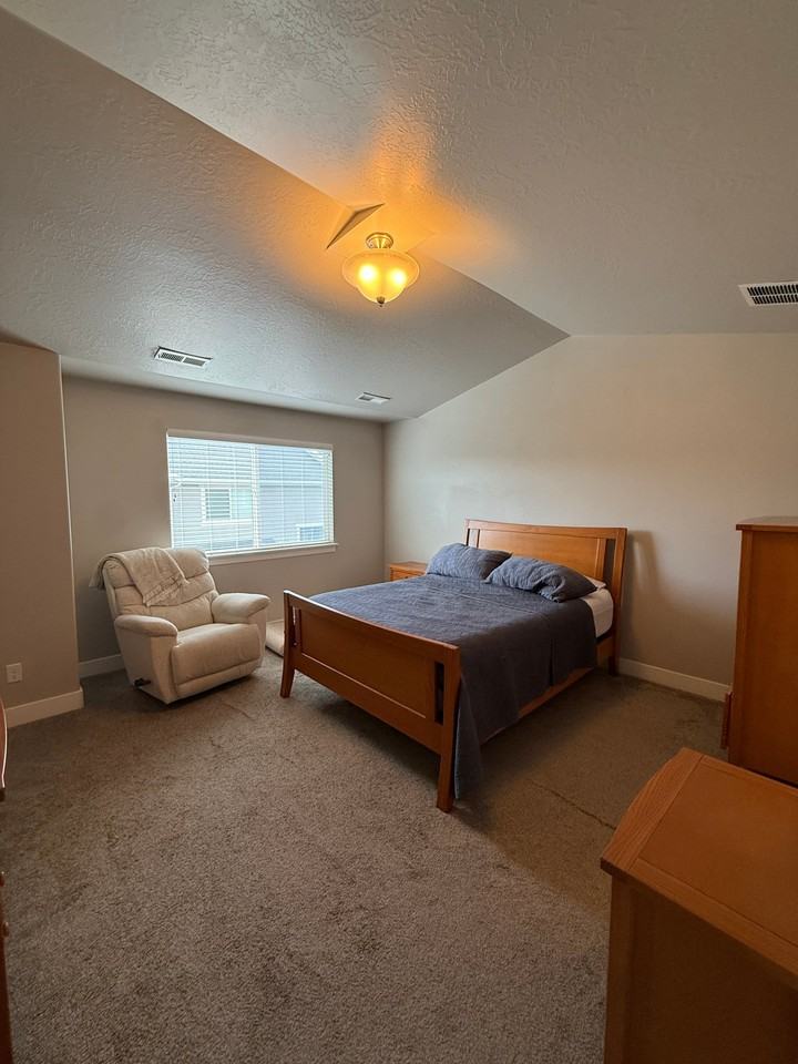 4111 W 1650 N - Photo 6 of 19