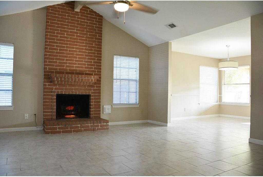 8007 Vista Del Sol Dr - Photo 4 of 20