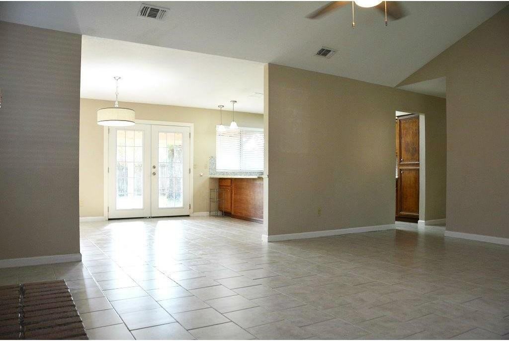 8007 Vista Del Sol Dr - Photo 5 of 20