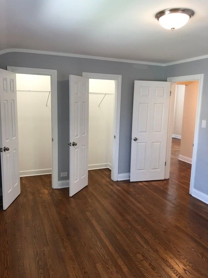 9209 S Laflin St #1 - Photo 3 of 5
