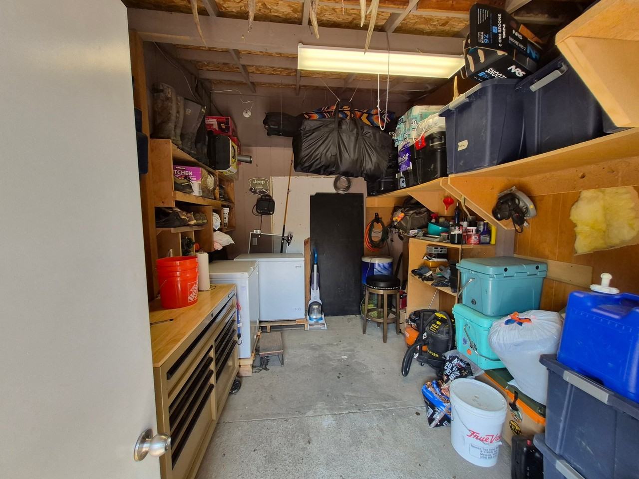 1214 S Hanson Ave #1214 - Photo 3 of 16