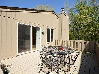 16120 15th Ave N - Photo 2 of 11