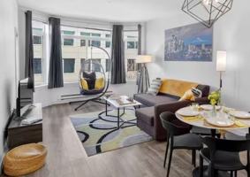 featured image of 2415 2nd Ave #54