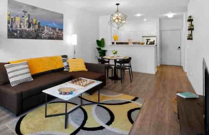 2415 2nd Ave #54 - Photo 3 of 17