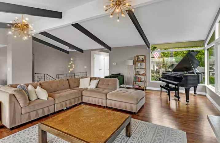 6215 52nd Ave S - Photo 4 of 18