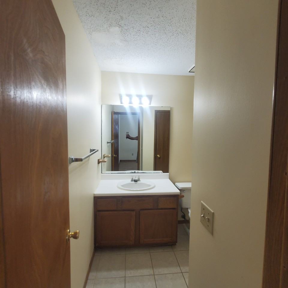 5705 S Franklin Ave - Photo 2 of 5