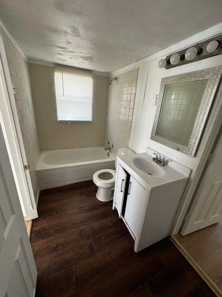 1908 Coleman St - Photo 7 of 7