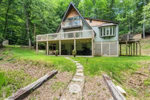 featured image of 864 Trojan Horse Cir #LOWER