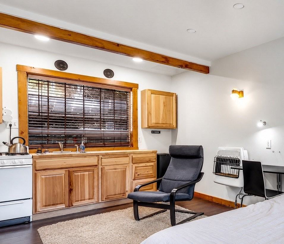 23253 N Wall St #534 - Photo 5 of 20