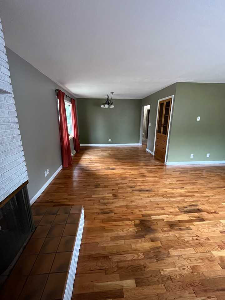 2914 Rimview Dr - Photo 2 of 20