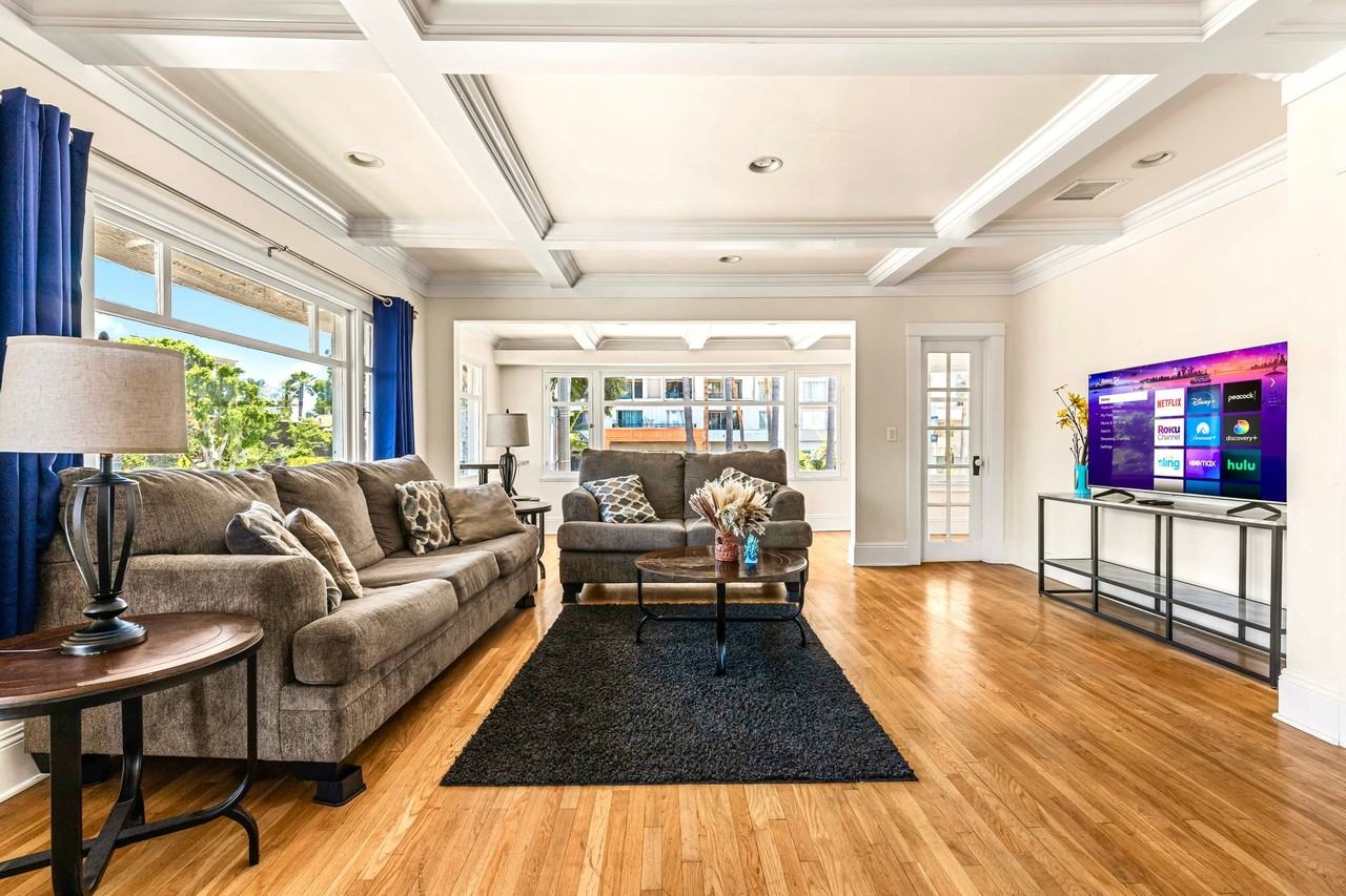 841 E Ocean Blvd - Photo 2 of 20