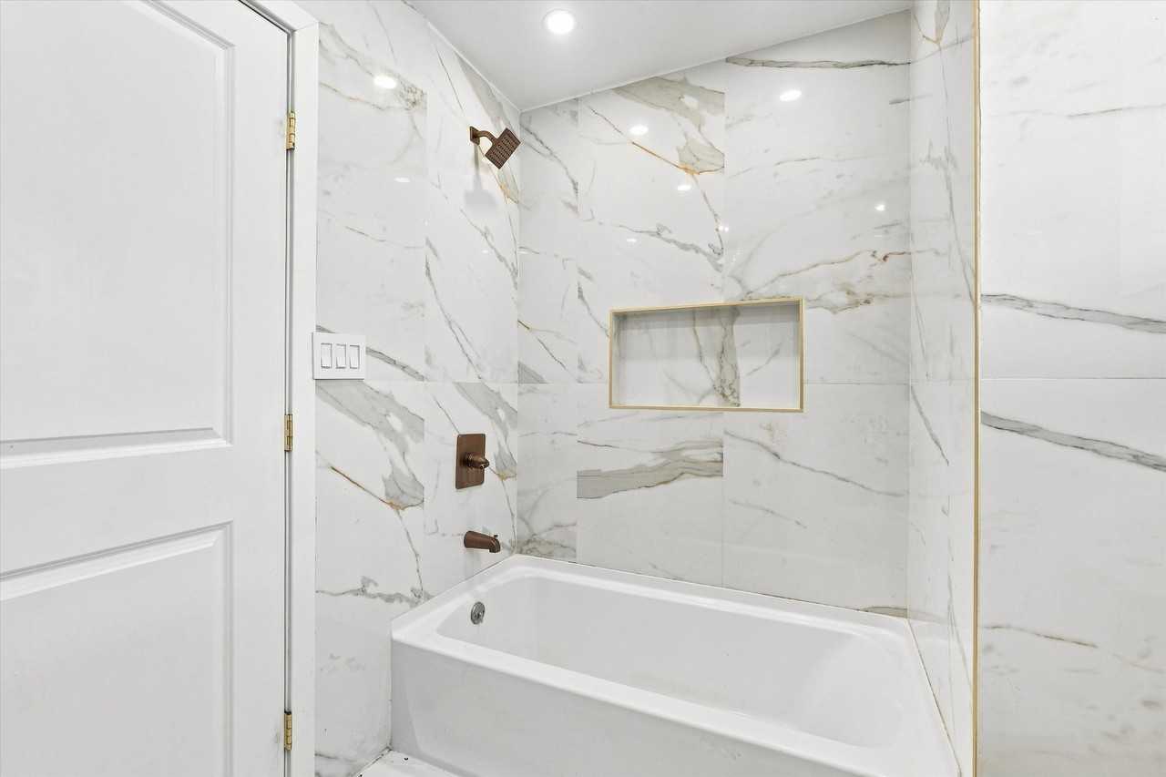 1119 Nst #1119N41st - Photo 3 of 13