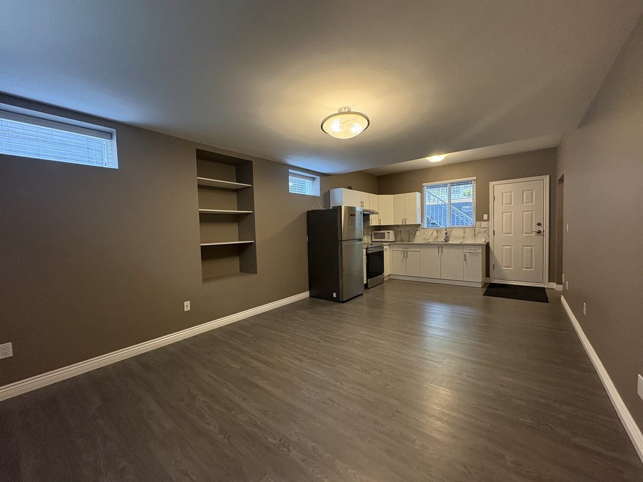Hastings St & Duthie Ave - Photo 5 of 14