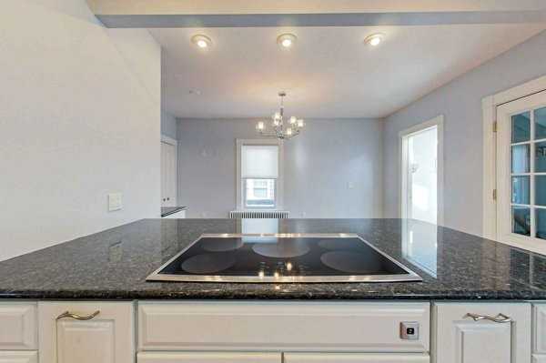 62 Roseneath Ave #NA - Photo 7 of 40