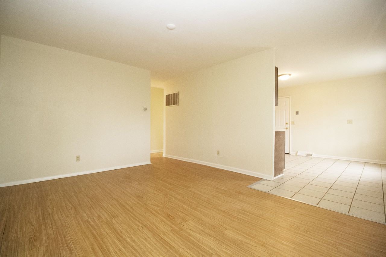 3652 Dixie Dr #NA - Photo 3 of 24