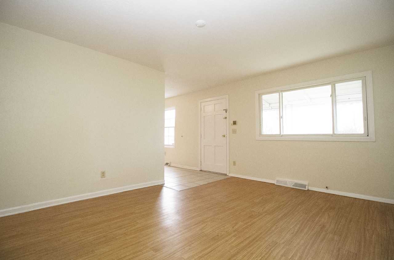3652 Dixie Dr #NA - Photo 4 of 24