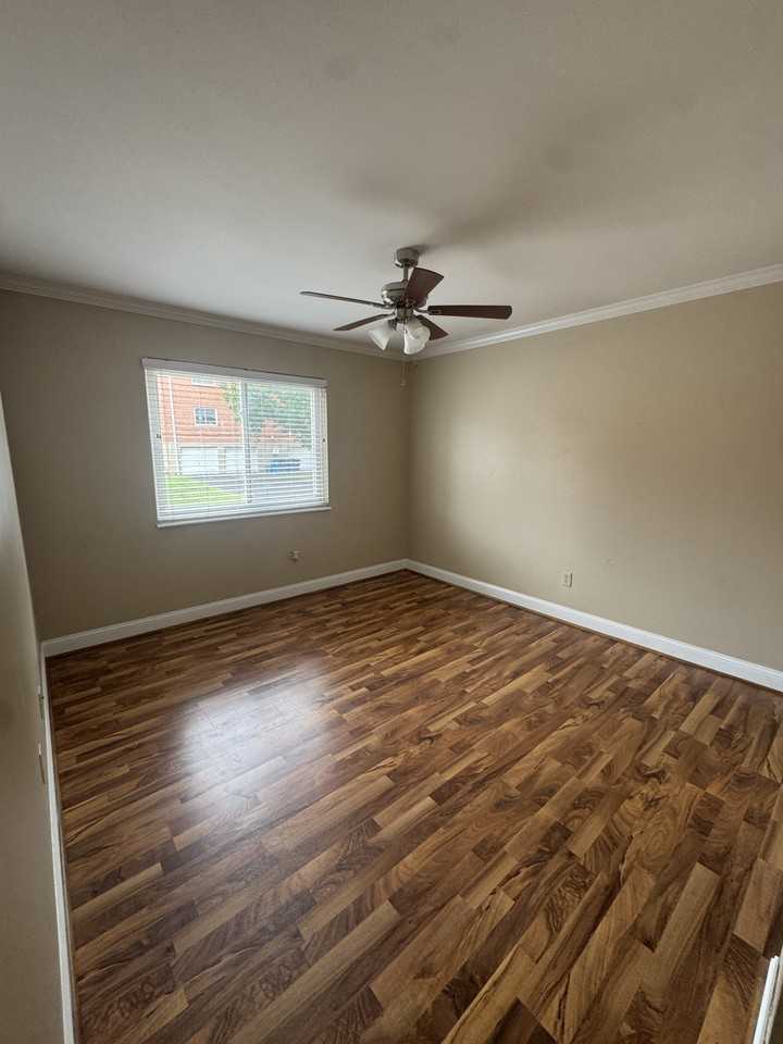 10025 Rodium Dr #A - Photo 5 of 9