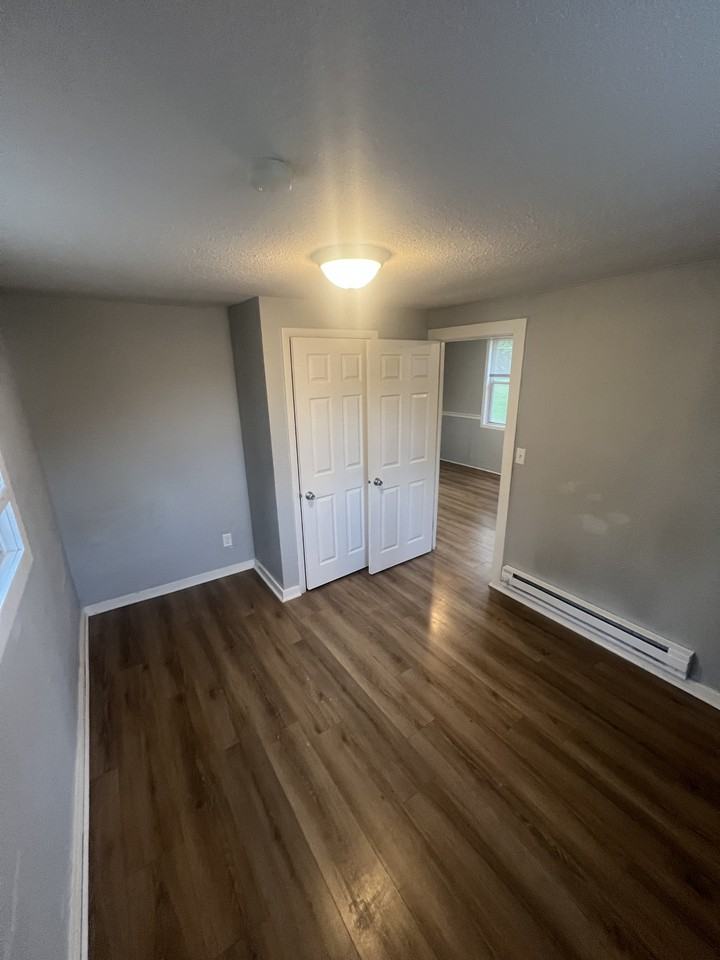 521 N Spruce St #1 - Photo 3 of 7