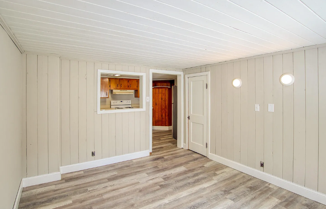 9924 Sunset Dr #NA - Photo 3 of 23