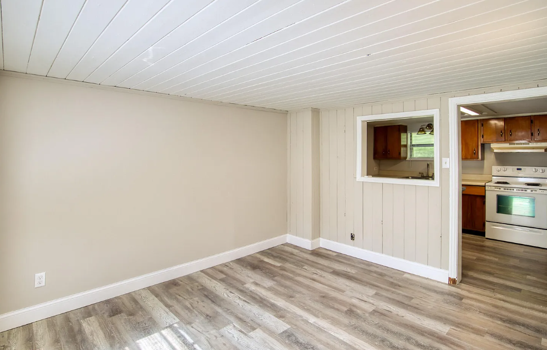 9924 Sunset Dr #NA - Photo 4 of 23