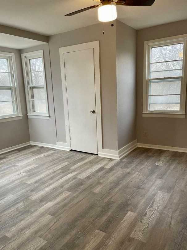 8 W Brown St #NA - Photo 3 of 8