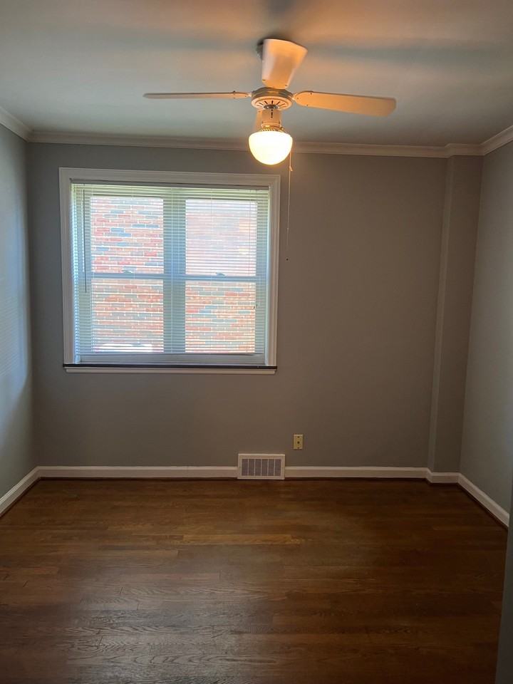 1597 Grandview Ave #A - Photo 6 of 8
