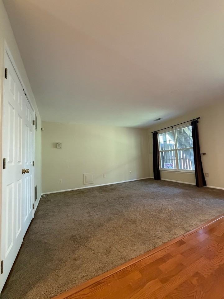 22218 Great Trail Ter - Photo 4 of 17