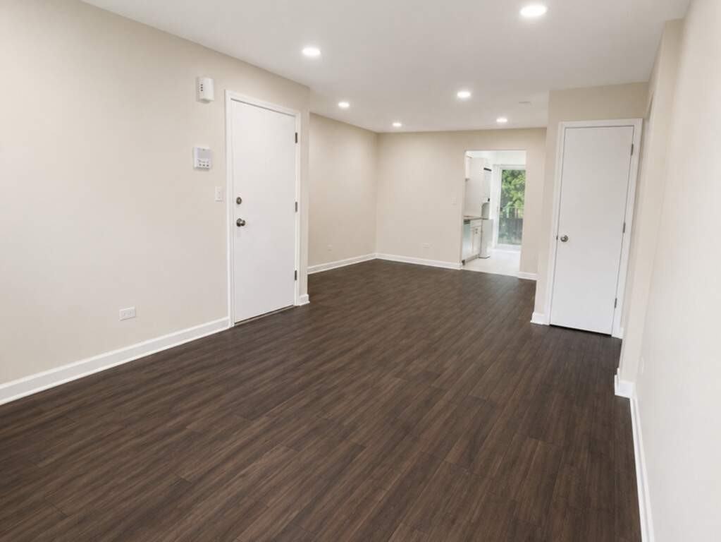 228 E Rimini Ct #2B - Photo 3 of 14