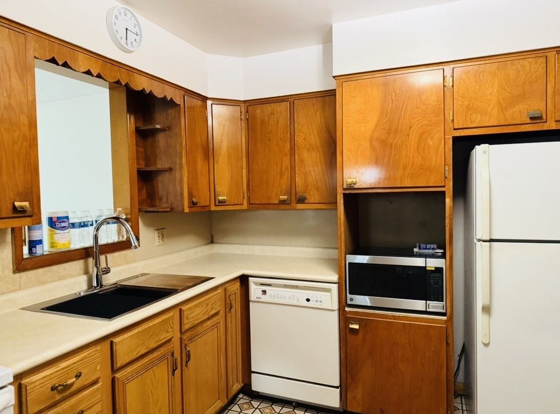 19 Pleasantview Ave #NA - Photo 7 of 11