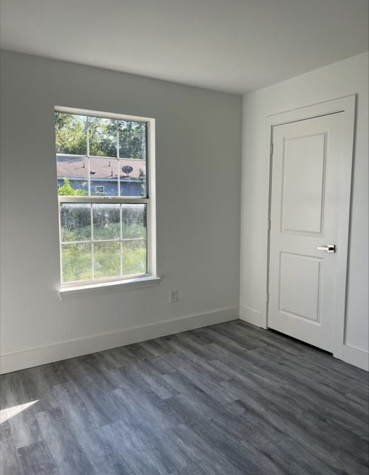 301 W Rochester St #NA - Photo 5 of 5