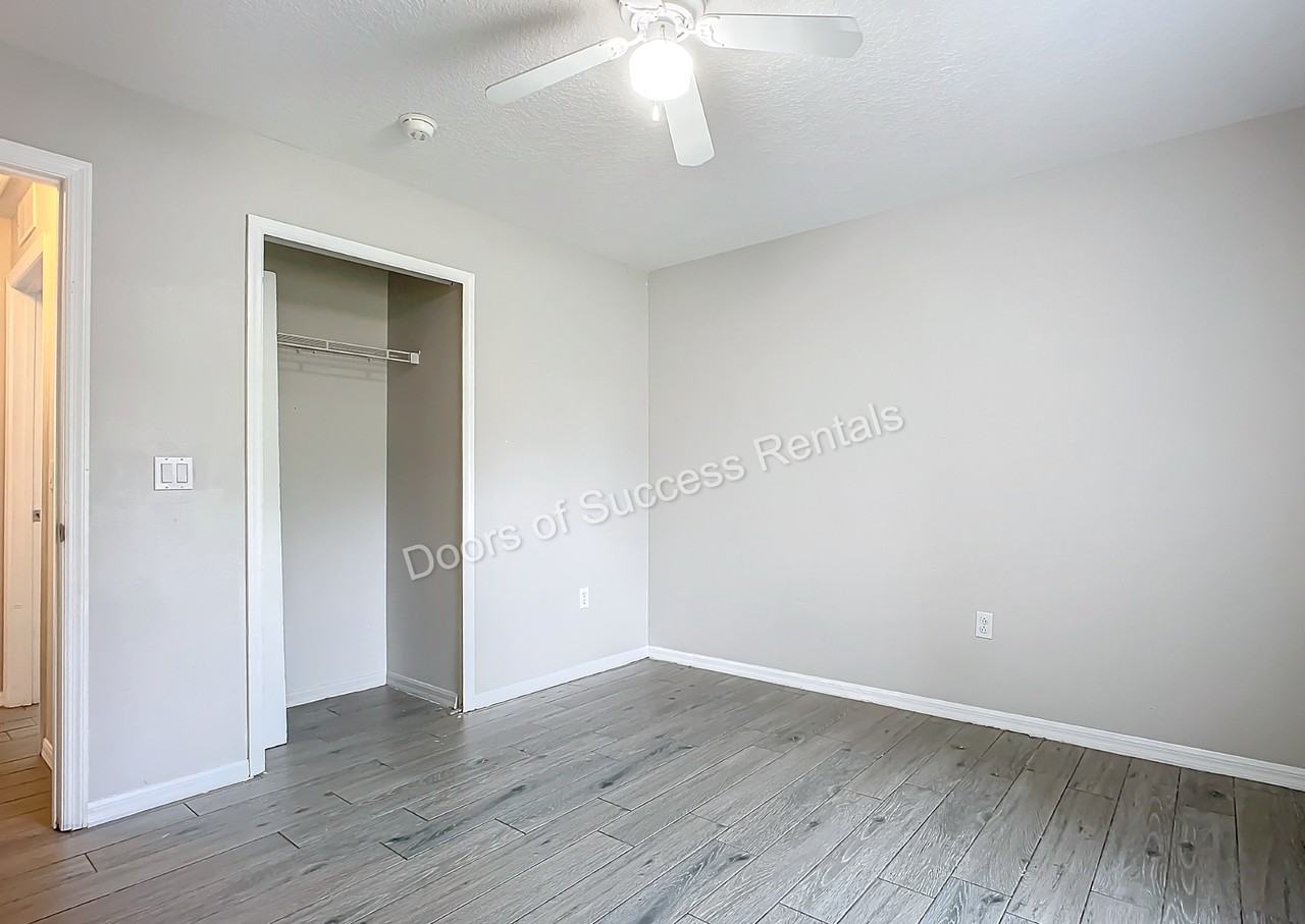 1440 Tune Ave #NA - Photo 4 of 43