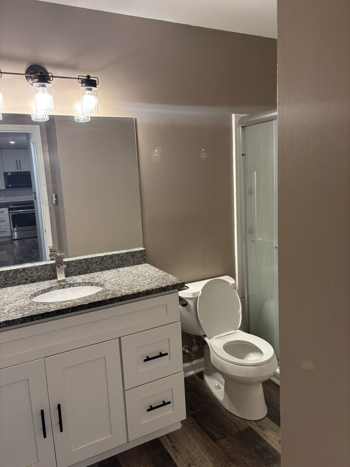 1107 Joseph Thomas Dr Sw #NA - Photo 4 of 7