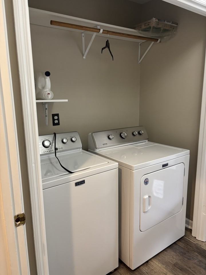 1107 Joseph Thomas Dr Sw #NA - Photo 5 of 7