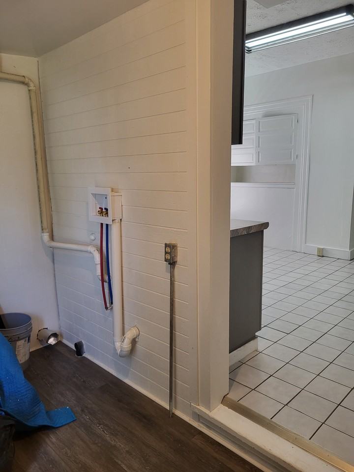1510 Chapel St #1510 - Photo 6 of 18