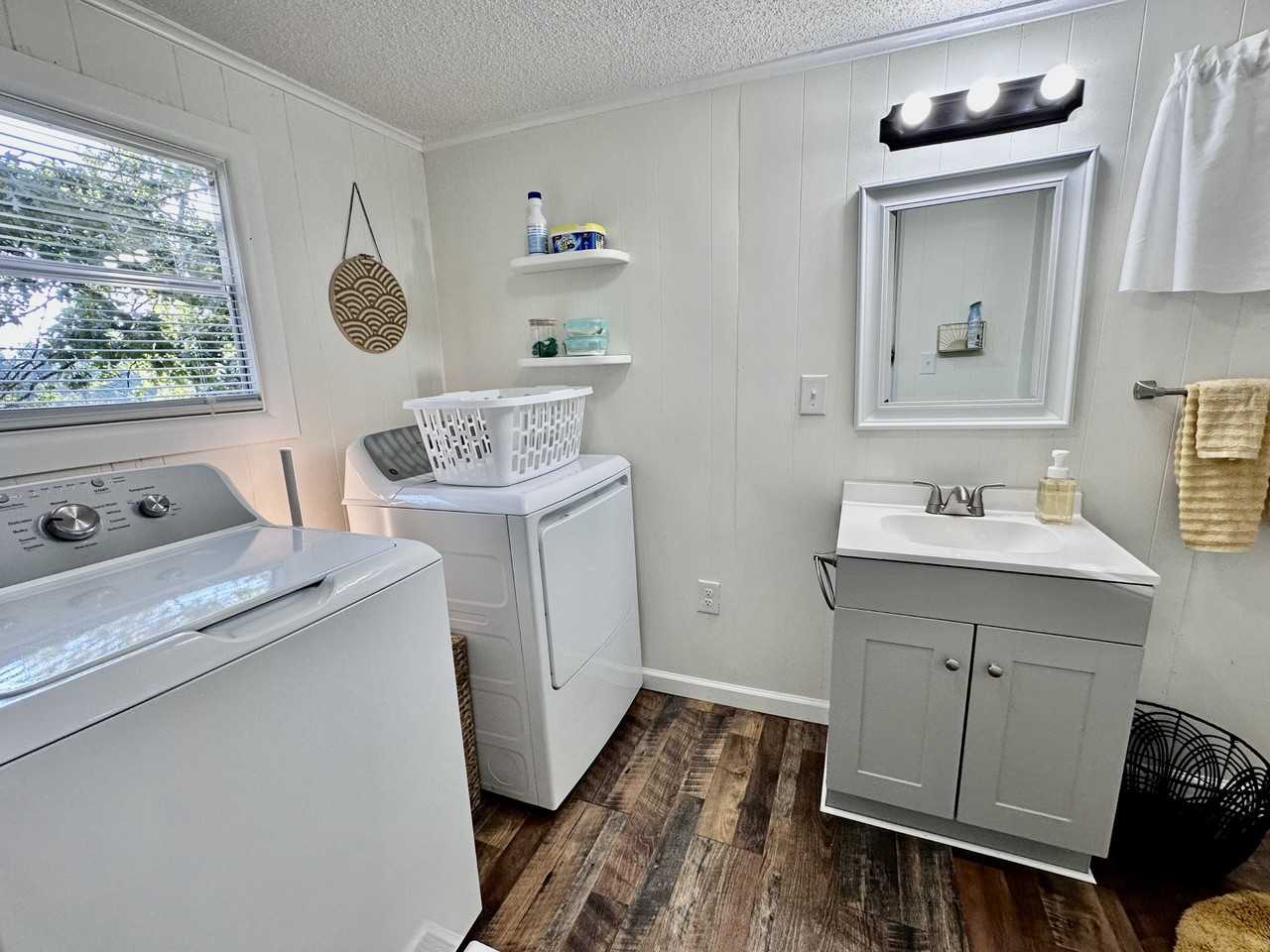 309 White Ln #NA - Photo 7 of 34