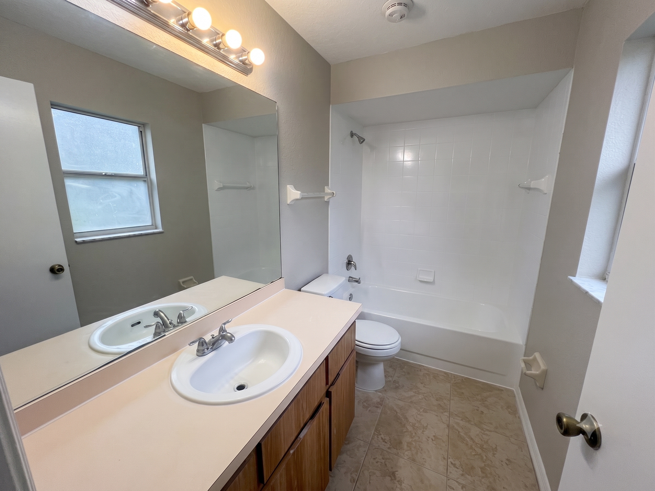 120 N Cervidae Dr - Photo 7 of 13