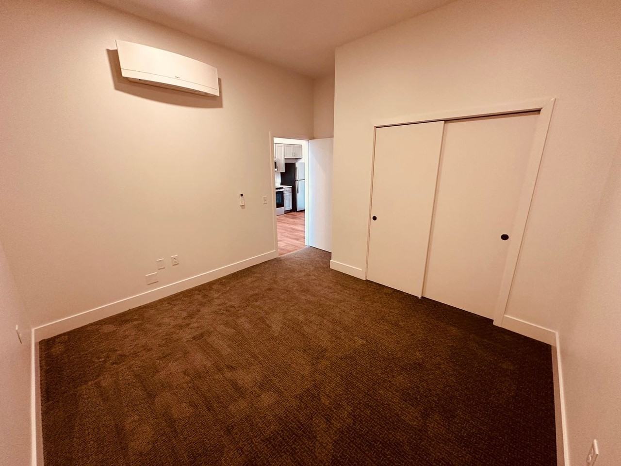204 N George St #211 - Photo 4 of 11
